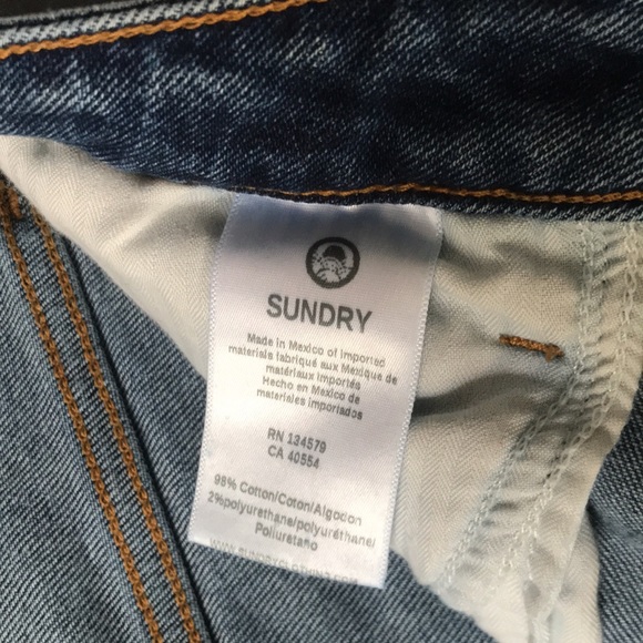 Adorable Sundry rainbow LOVE shorts 27 🌈❤️🍓 - Picture 3 of 7